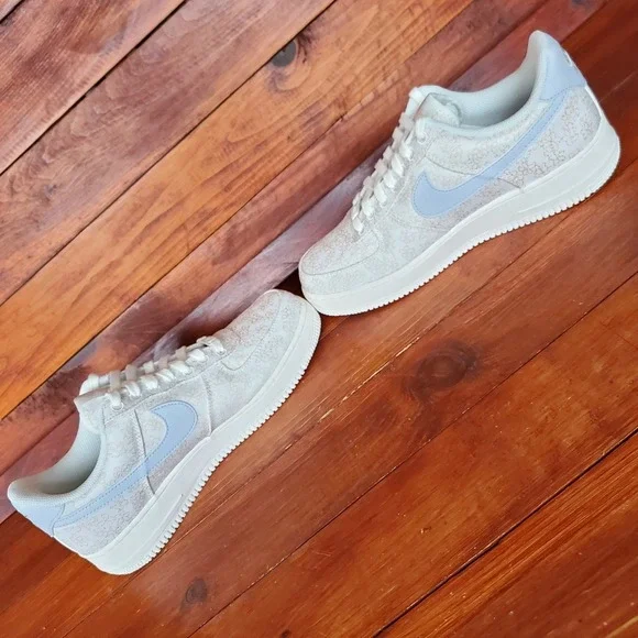 Nike Air Force 1 07 SE Shoes Women‎ 9.5 Grey Jacquard Floral Sail DR6402-900 - Picture 6 of 9